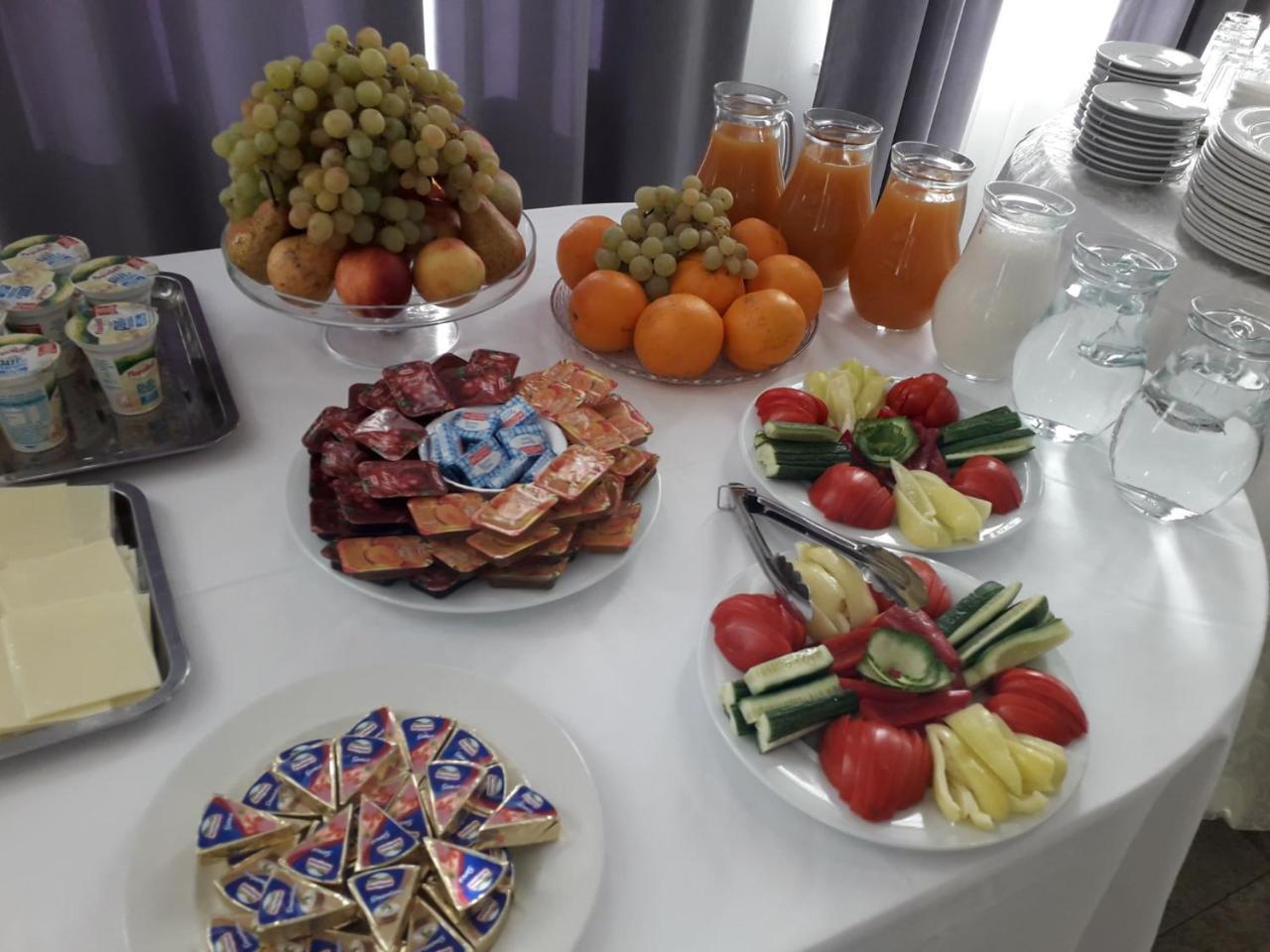 Hotel Transilvania 扎勒乌 外观 照片